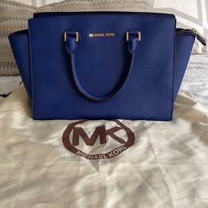 Michael Michael Kors Selma Leather Medium Satchel